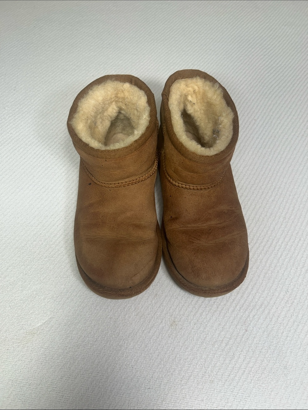 UGG Kids Chestnut Brown Shearling-Lined Ankle Boots